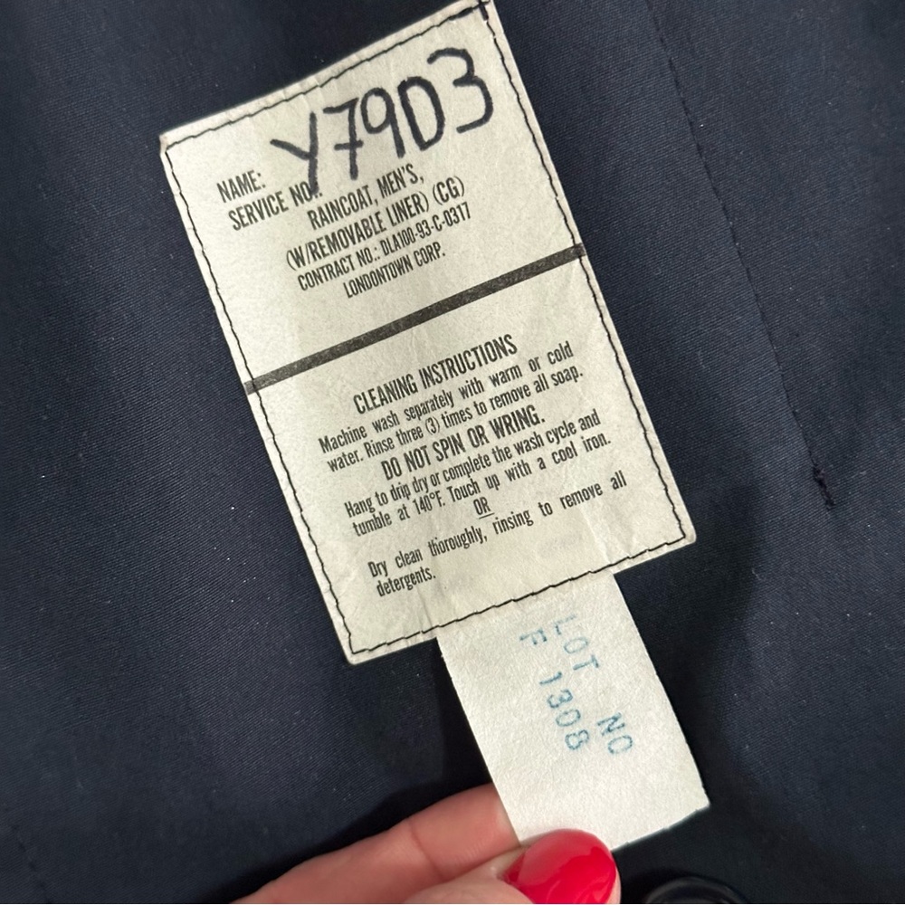 Vintage London Fog Maincoats VTrench Coat Size 44 Reg - Picture 11 of 11
